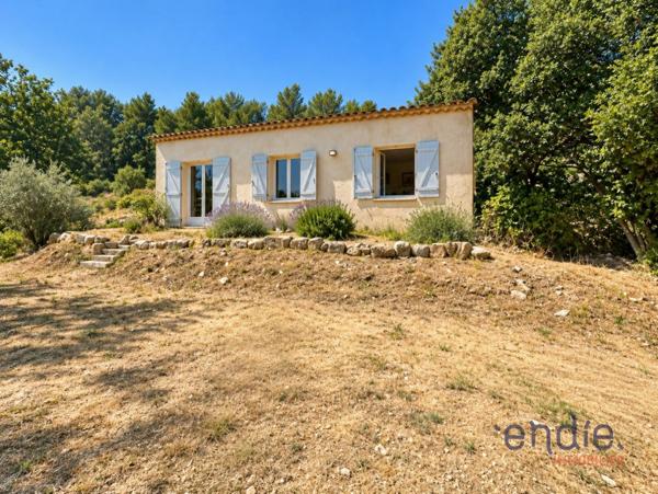 Flayosc - Propriété de charme, 5 chambres, piscine, dépendances - Vue panoramique.