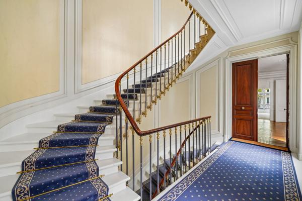 Vente Appartement de luxe Paris 8 6 Pièces 251 m²