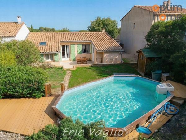 AIX Sud - Cabriès - Vente confortable Villa T6 de 145 M2 sur un terrain de 670 m2, au calme et sans vis à vis, avec piscine