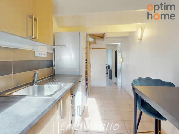 AIX Sud - Cabriès - Vente confortable Villa T6 de 145 M2 sur un terrain de 670 m2, au calme et sans vis à vis, avec piscine