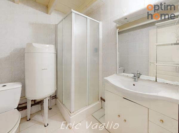 AIX Sud - Cabriès - Vente confortable Villa T6 de 145 M2 sur un terrain de 670 m2, au calme et sans vis à vis, avec piscine