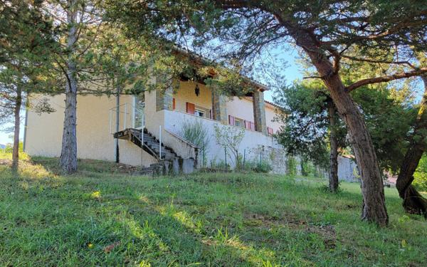 Maison à vendre    5 pièces •  Montmorin