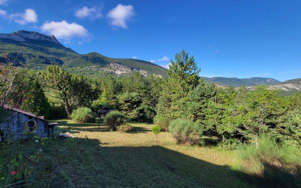 Maison à vendre    5 pièces •  Montmorin