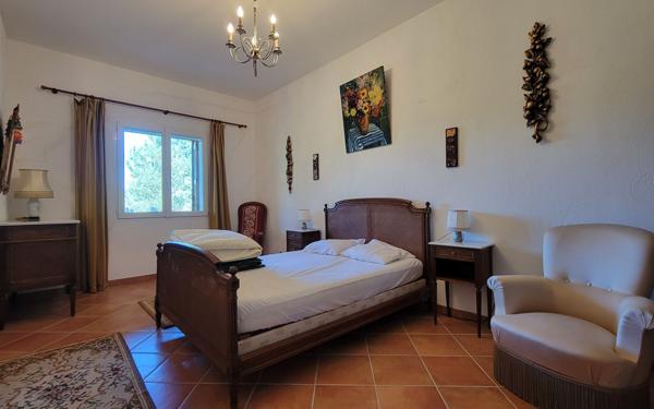 Maison à vendre    5 pièces •  Montmorin