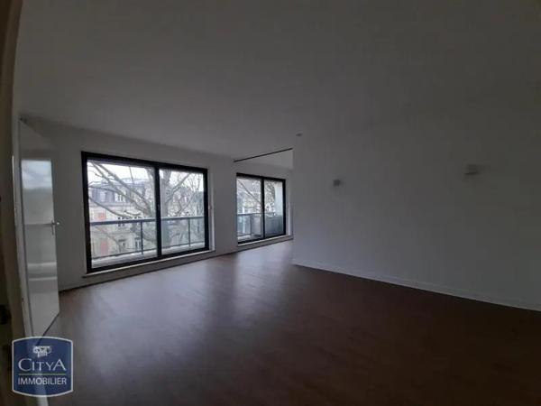 Appartement à louer 2 pièces 47.5m²