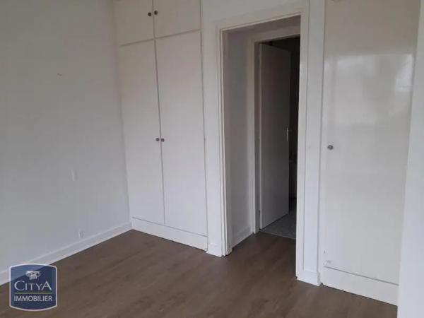 Appartement à louer 2 pièces 47.5m²