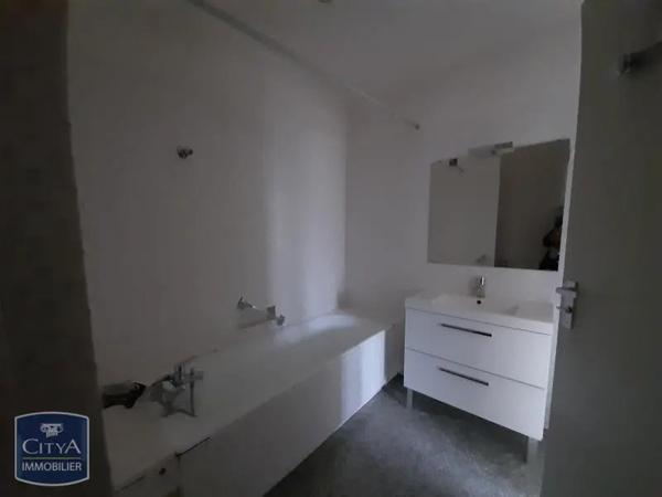 Appartement à louer 2 pièces 47.5m²