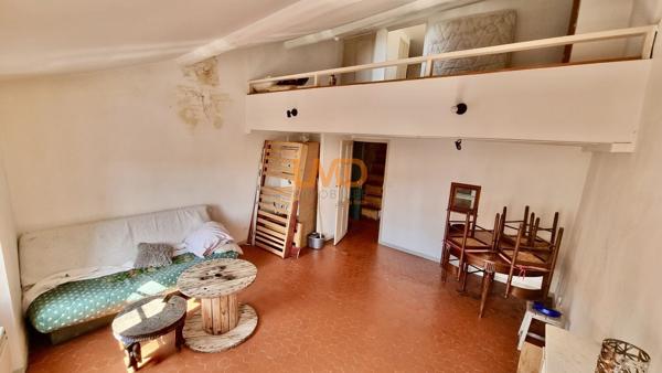 Le muy (83490) – maison de village appartements et commerce