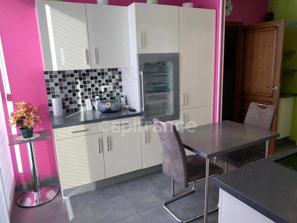 Appartement à vendre 5 pièces ROUBAIX (59) Centre-ville 131m², 2 chambres, possibilité (3), bureau, terrasse 65m², garage .