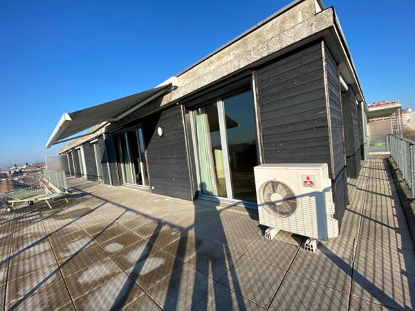 Appartement à vendre 5 pièces ROUBAIX (59) Centre-ville 131m², 2 chambres, possibilité (3), bureau, terrasse 65m², garage .