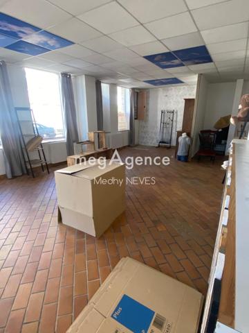 Immeuble à FREVENT, 62270 - 250m²