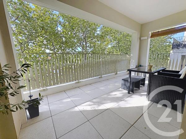 Appartement F3 à vendre  3 pièces - 60,20 m 2   LYON  - 69007