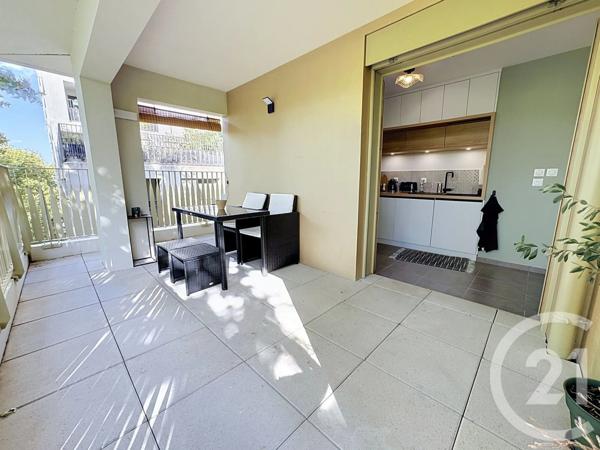 Appartement F3 à vendre  3 pièces - 60,20 m 2   LYON  - 69007