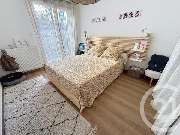 Appartement F3 à vendre  3 pièces - 60,20 m 2   LYON  - 69007