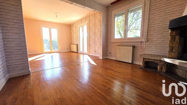 Maison 6 pièces de 150 m² à Saint-Beauzire (63360)