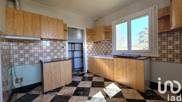 Maison 6 pièces de 150 m² à Saint-Beauzire (63360)