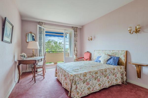 Appartement à vendre 5 pièces LYON 5EME ARRONDISSEMENT (69) garage 2 terrasses