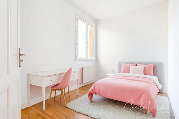 Maison à vendre 4 pièces- 3 chambres 77 m2 avec jardin et grotte à MOULEYDIER (24)