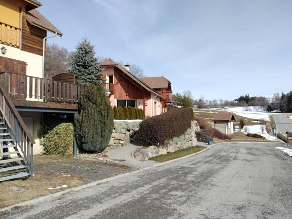 Maison de 149m² sur 2 niveaux avec garage sur 591m² de terrain