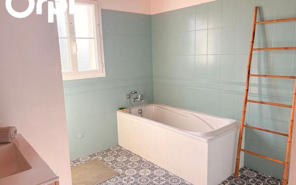 Maison à vendre    6 pièces •  Bourcefranc-le-Chapus