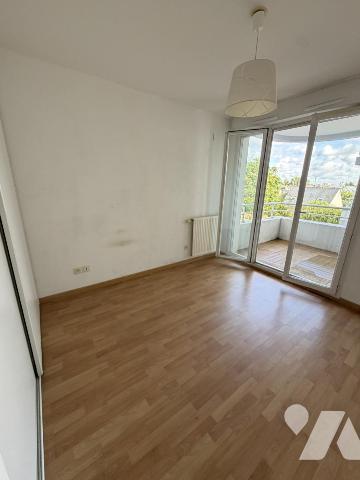 APPARTEMENT T2 AVEC ASENCEUR  AVEC BALCON ET GARAGE