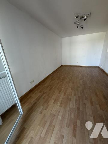 APPARTEMENT T2 AVEC ASENCEUR  AVEC BALCON ET GARAGE