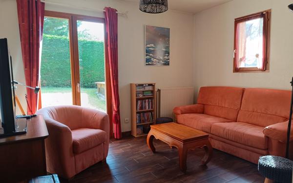 Maison à vendre    7 pièces •  Saint-Genis-Laval