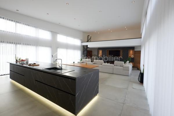 Maison d architecte de 347 m²