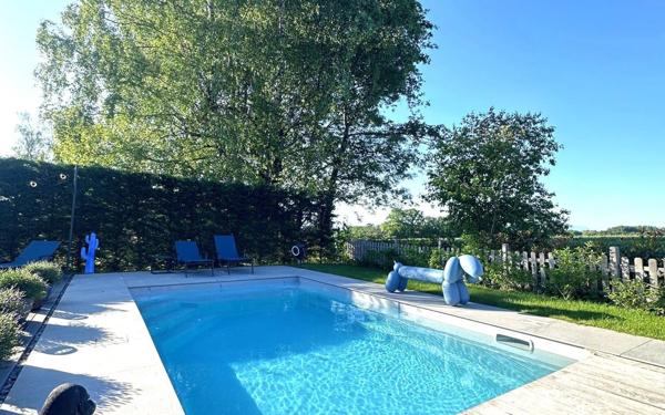 Maison à vendre    4 pièces • 124,24 m2 Divonne-les-Bains