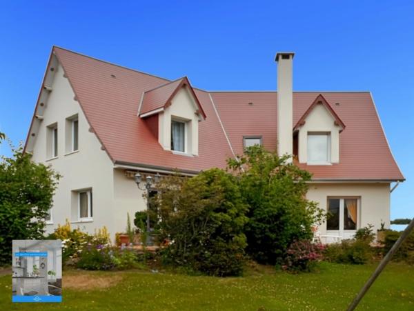 Dpt Orne (61), à vendre FLERS Beau pavillon de 136 m² avec terrain arboré de 1 271,00 m²