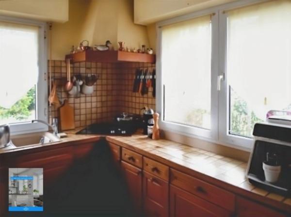 Dpt Orne (61), à vendre FLERS Beau pavillon de 136 m² avec terrain arboré de 1 271,00 m²