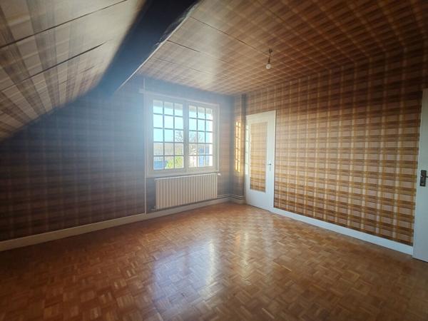 Maison Thésée 5 pièce(s) 100M²