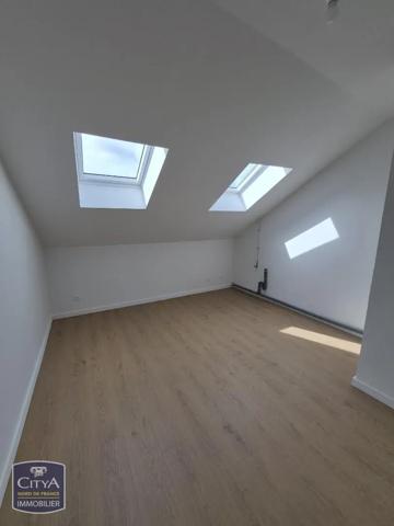 Appartement à louer 4 pièces 37.5m² Liévin (62800)