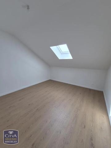 Appartement à louer 4 pièces 37.5m² Liévin (62800)