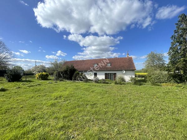 LONGERE, 3 CHAMBRES, ENVIRONNEMENT CALME, PROCHE VALENCAY, À VICQ SUR NAHON (INDRE 36)