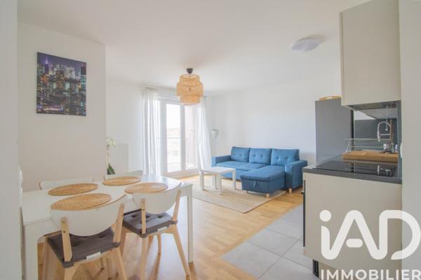 Location appartement 3 pièces 54 m² Romainville