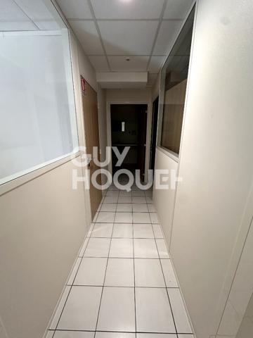 Murs de Bureaux - Local commercial avec vitrine, 160 m² avec parkings - A vendre à Perpignan (66000) Quartier La Lunette