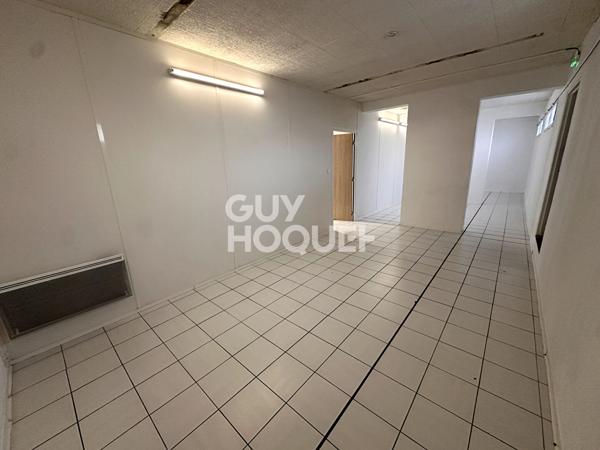 Murs de Bureaux - Local commercial avec vitrine, 160 m² avec parkings - A vendre à Perpignan (66000) Quartier La Lunette