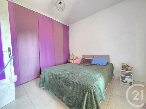 Appartement T3 à vendre  3 pièces - 64,88 m 2   TOULON  - 83