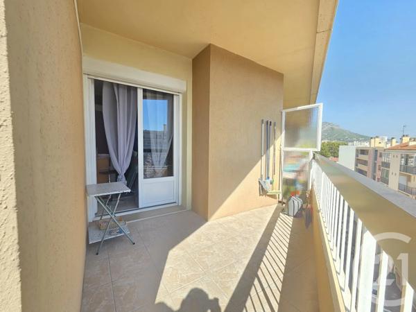 Appartement T3 à vendre  3 pièces - 64,88 m 2   TOULON  - 83