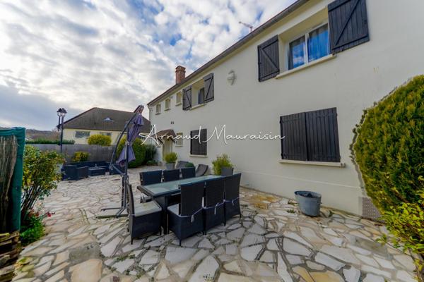 Duplex indépendant avec grande terrasse privative