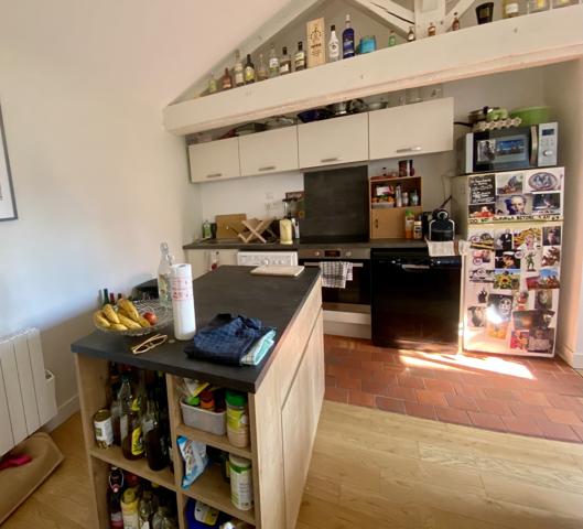 POITIERS PLATEAU, Appartement T4 de 91.50 m² avec 2 emplacements de parking