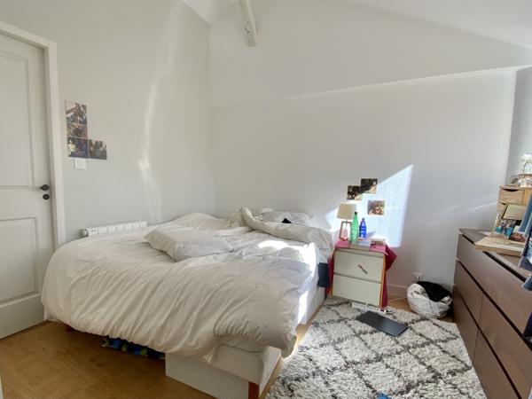 POITIERS PLATEAU, Appartement T4 de 91.50 m² avec 2 emplacements de parking