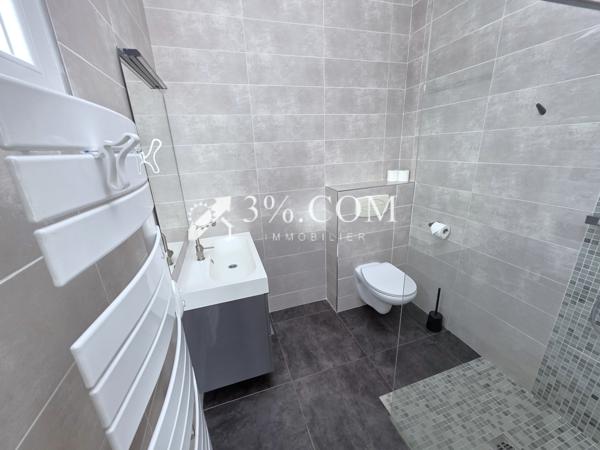 Villa 5 pièce(s) 4 chambre(s) 222 m²