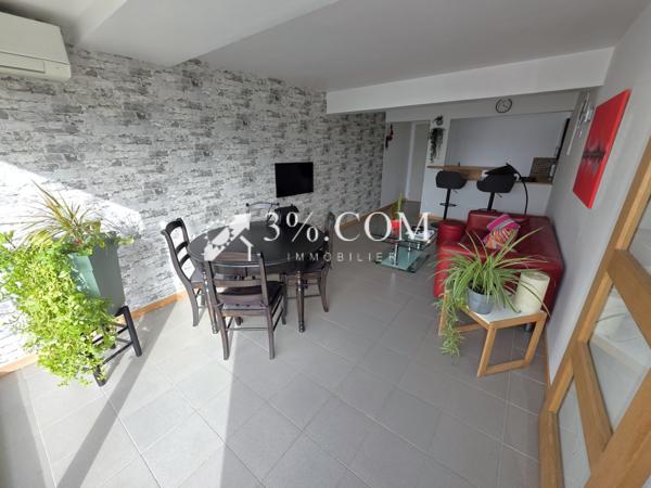 Villa 5 pièce(s) 4 chambre(s) 222 m²