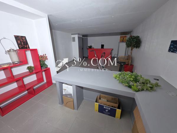 Villa 5 pièce(s) 4 chambre(s) 222 m²