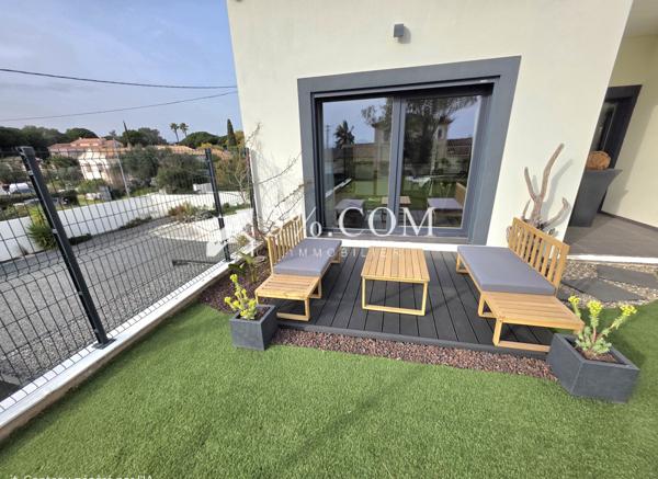 Villa 5 pièce(s) 4 chambre(s) 222 m²