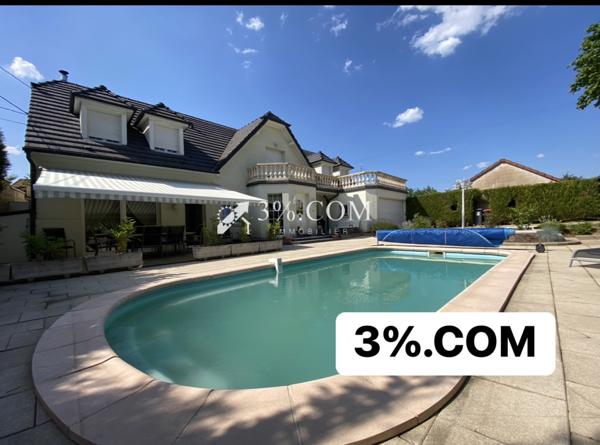 Maison 7 pièce(s) 4 chambre(s) 203 m²