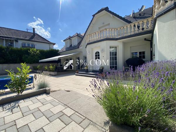 Maison 7 pièce(s) 4 chambre(s) 203 m²