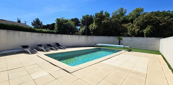 Maison avec gîte et piscine